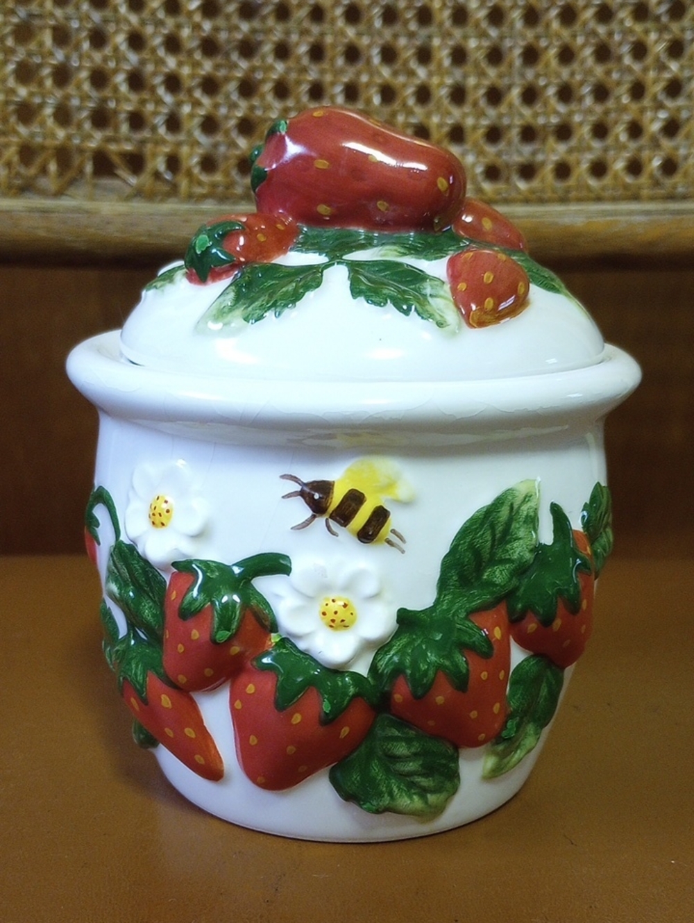 Country Kitchen Ceramic Sugar Bowl w/ Colorful 3D Strawberries, Flowers & Bees!